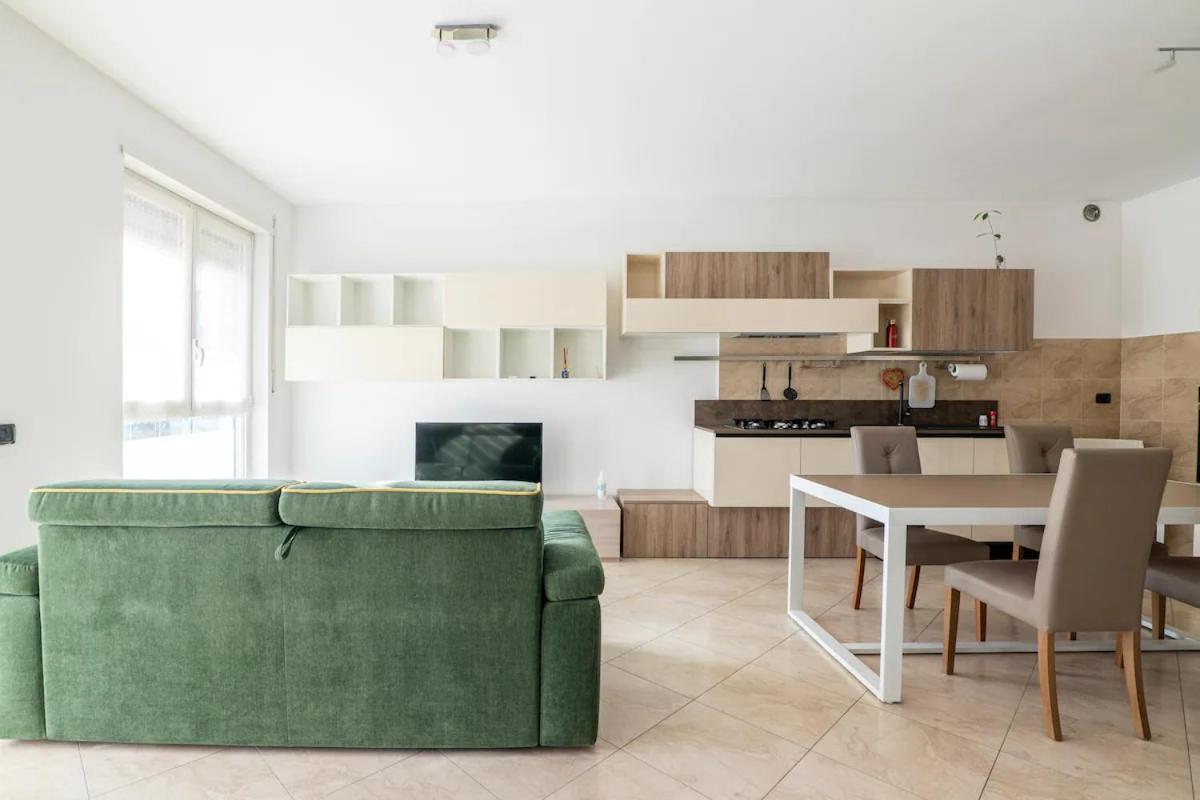 Elegante Bilocale, Zona Centro Lodi Apartment Exterior photo